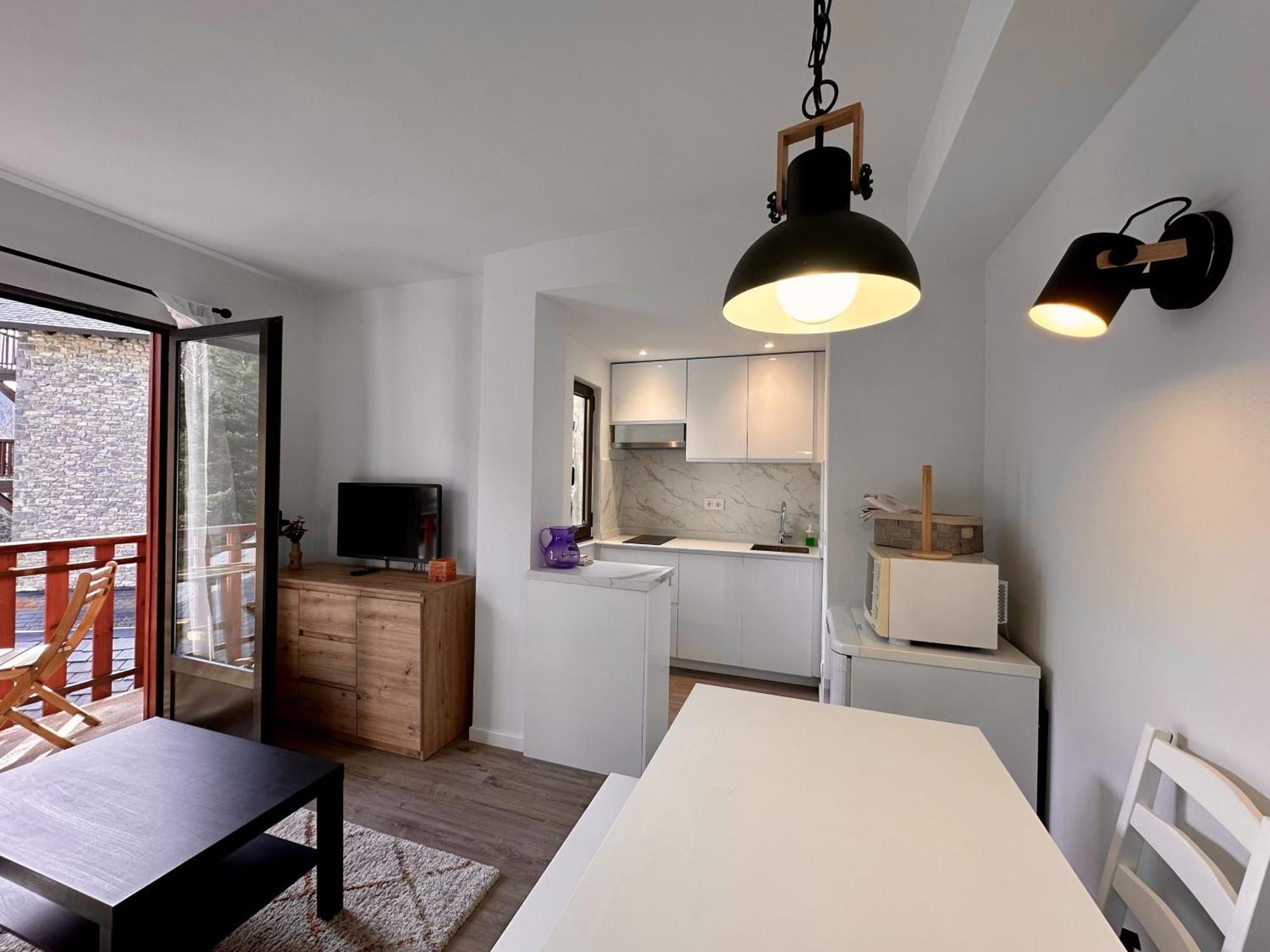 Appartamento Tebarray ☆ Increibles Vistas, Terraza Y Garaje - Pirineos360 Sallent de Gállego Esterno foto